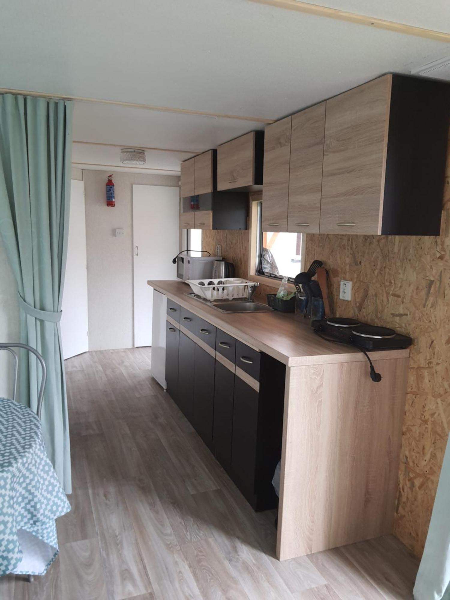 Mobilheim V Lva 2 Hotell Podivin Exteriör bild